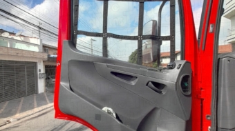 Tela Semirremovível - TPC Telas - MB Atego