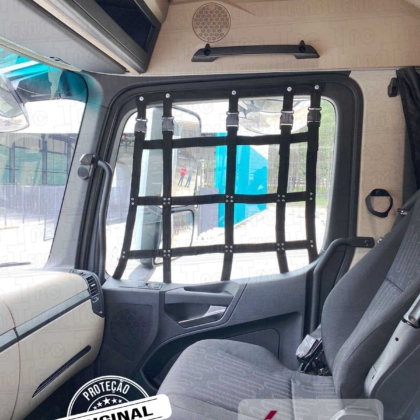 Tela Semirremovível - TPC Telas - Mb Actros Novo